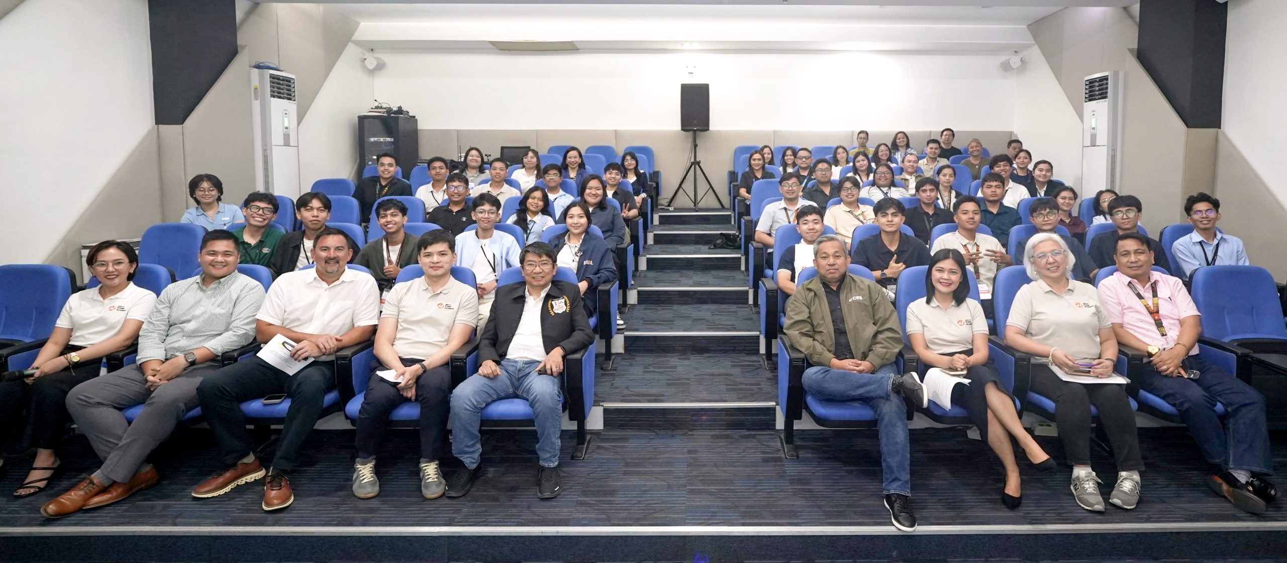 28 students, 35-day immersion